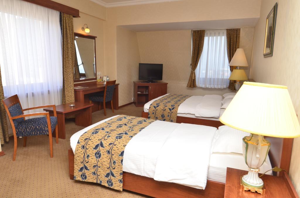Akgun Elazig Hotel Zimmer foto